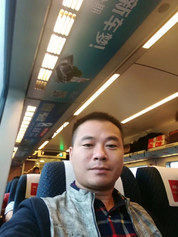 等爱的人的第一张照片--武汉中老年相亲网