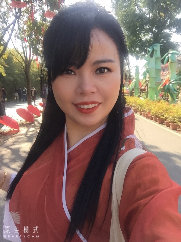 妮妮的第一张照片--武汉中老年相亲网