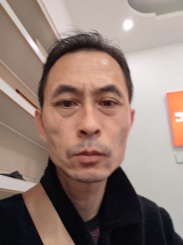 清晨阳光的第一张照片--武汉中老年相亲网